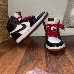 Nike Air Jordan 1 Mid